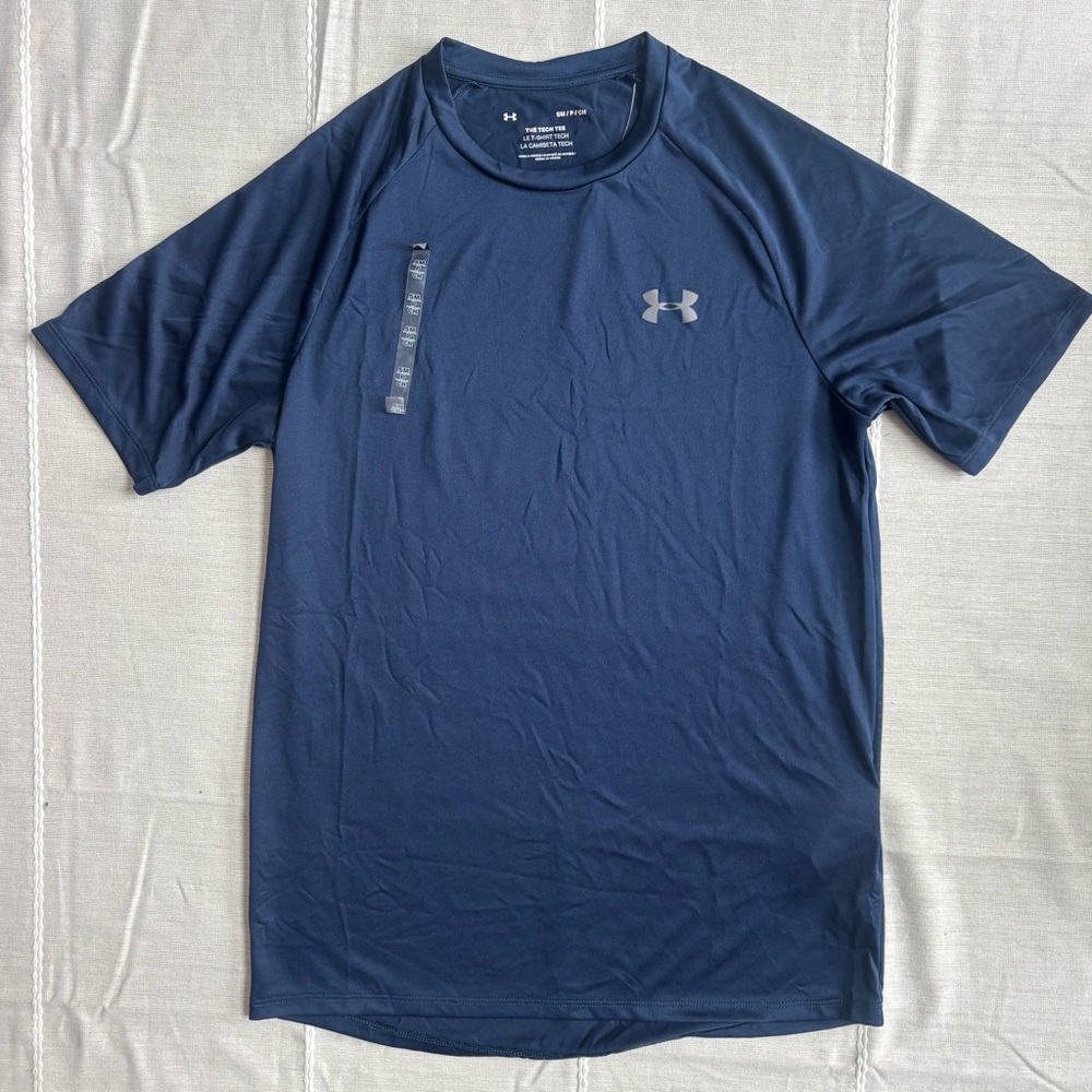 NWT Under Armour Tech Vent Tshirt ADULT SMALL